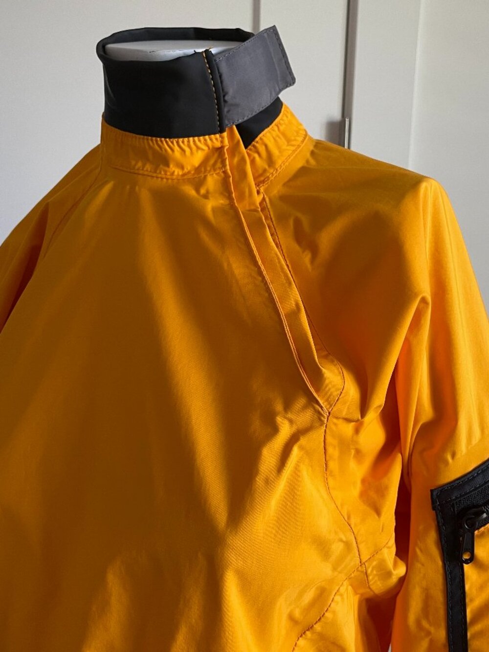 Kokatat Stoke High Performance Dry Top Style 24422 100% Nylon Orange Black Sz M - Picture 9 of 14
